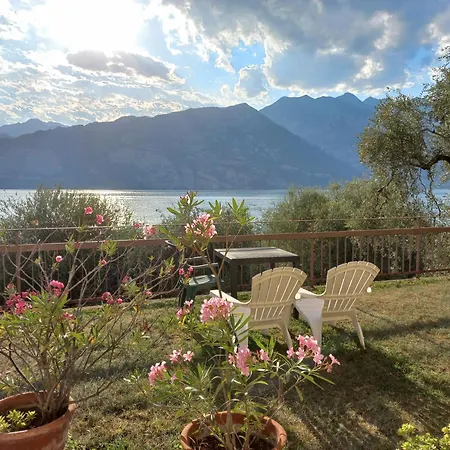 Panoramic View & Garden *
